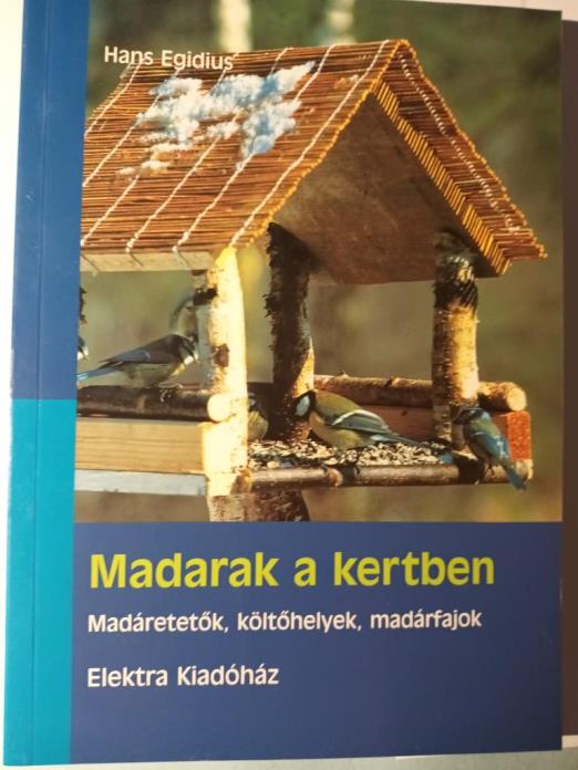 Madarak a kertben